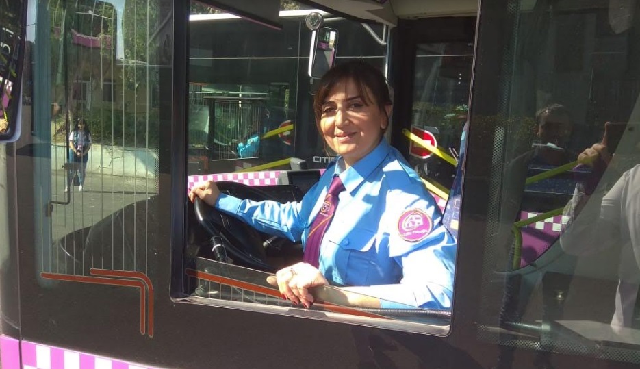 Avtobus sürücüsü olmaq istəyən qadınların NƏZƏRİNƏ