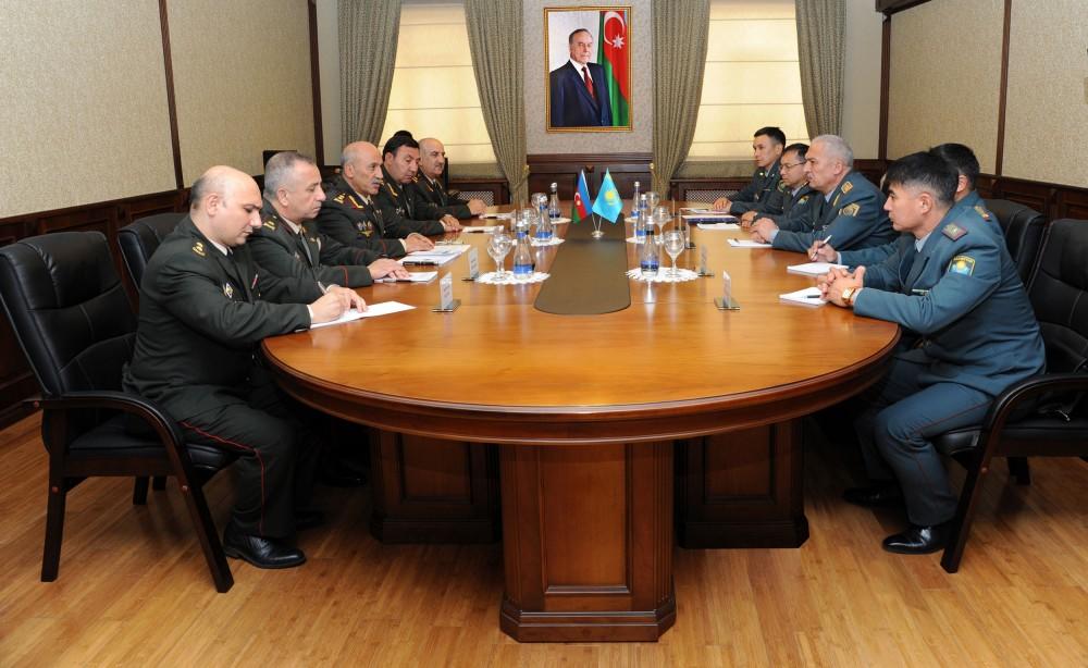 Qazaxıstan Azərbaycanla hərbi əməkdaşlıqda maraqlıdır