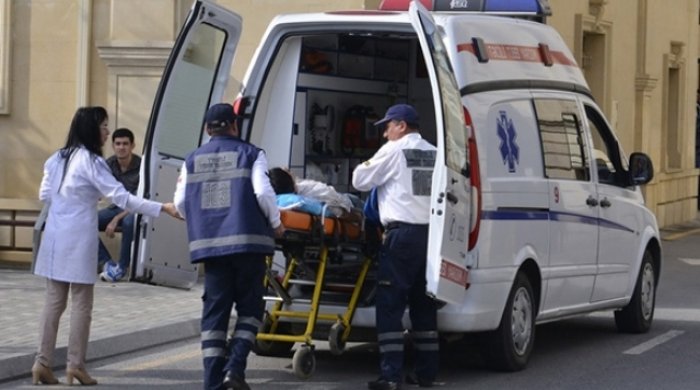 Sumqayıtda turist avtobusu “Shacman”la toqquşdu - 2 ölü, 15 yaralı