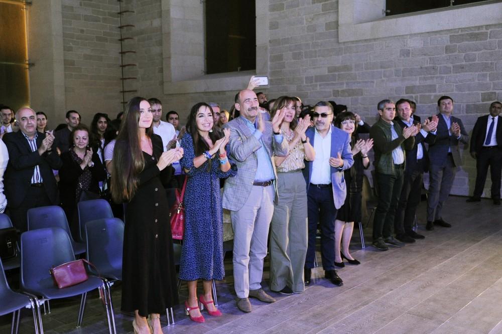 Leyla və Arzu Əliyevalar “Nəsimi” Festivalındakı təqdimatda - FOTOLAR