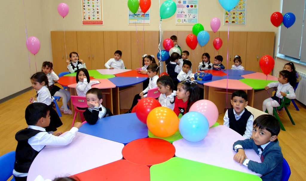 Bu gündən məktəbəhazırlıq qruplarında məşğələlər başlayıb