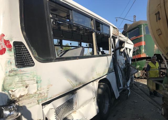 Qatara çırpılan avtobusun sürücüsü narkoman olub 