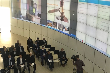 Oktyabrın ilk hərracı keçirildi