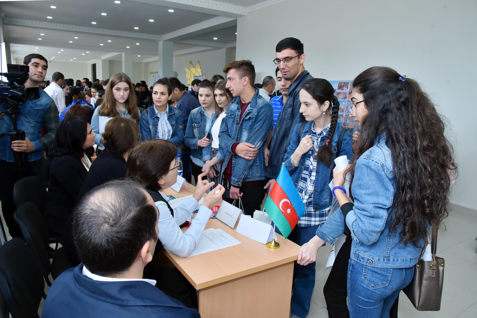 Tələbələr &uuml;&ccedil;&uuml;n 154 vakant iş yeri