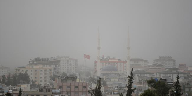Suriyadan gələn toz dumanı T&uuml;rkiyədə ciddi problem yaratdı