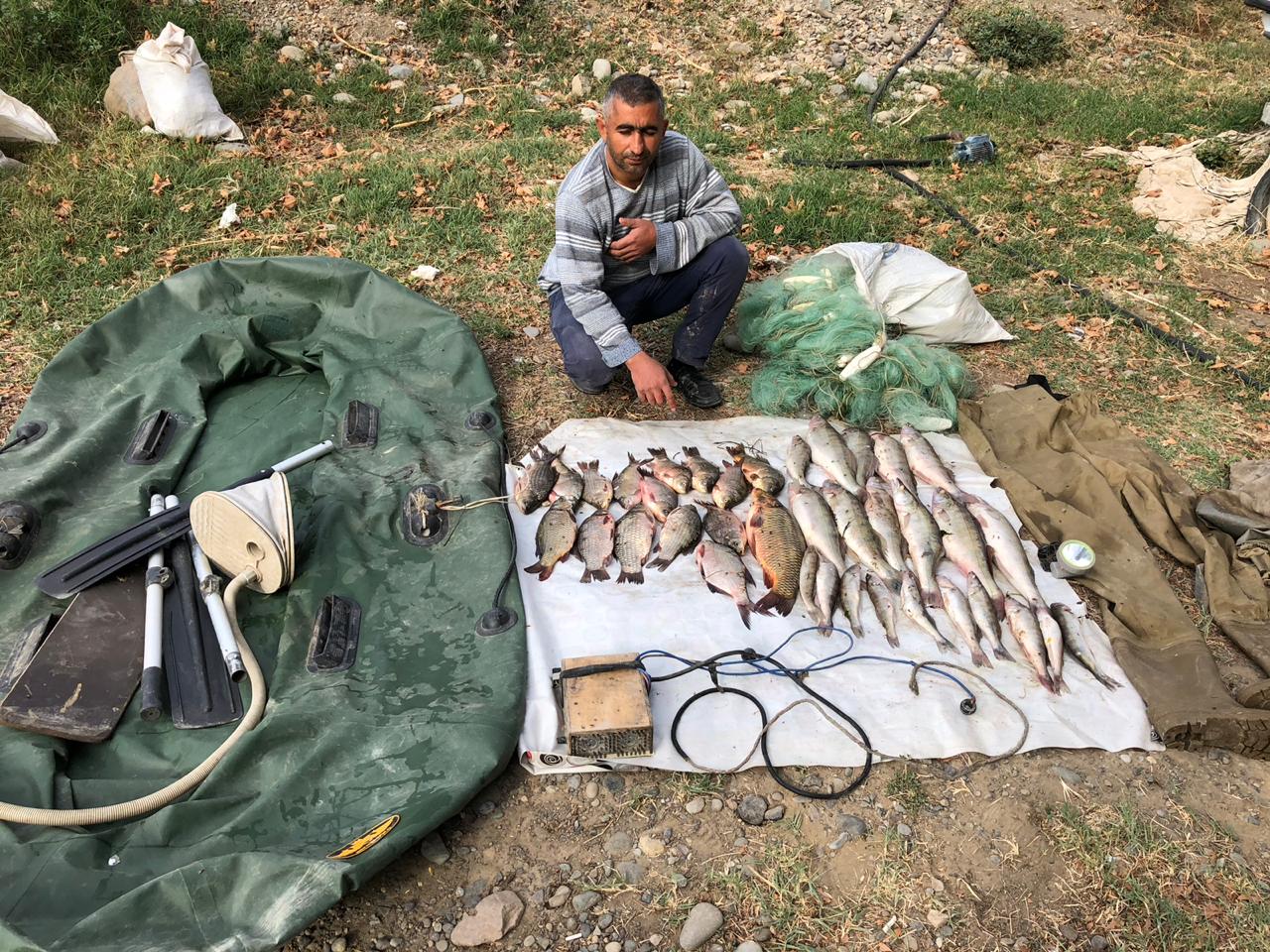 Balıqların kütləvi məhvi ilə məşğul olan şəxslər saxlanıldı - FOTO+VİDEO