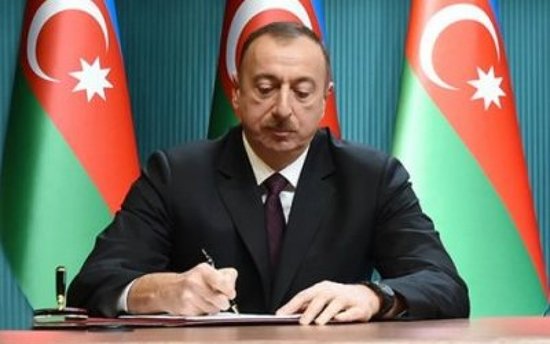 Dəmir yolu nəqliyyatı işçilərinə fəxri adlar verildi - SİYAHI