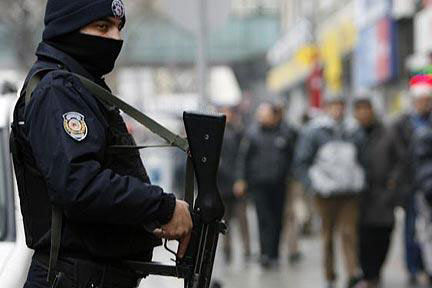 Türkiyə polisi İstanbul meşəsində Camal Qaşqçının meyitini axtarıb