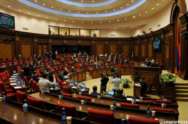 Ermənistan parlamenti seçki məcəlləsinə dəyişikliyi qəbul etmədi