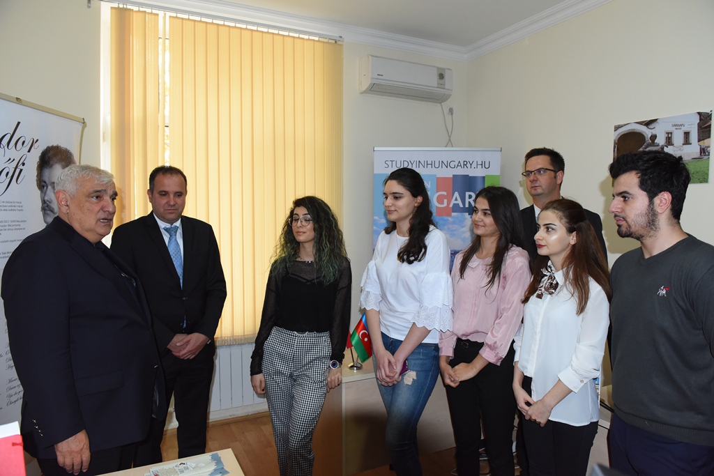 ADU-da Macar dili və mədəniyyəti mərkəzi a&ccedil;ılacaq - FOTO