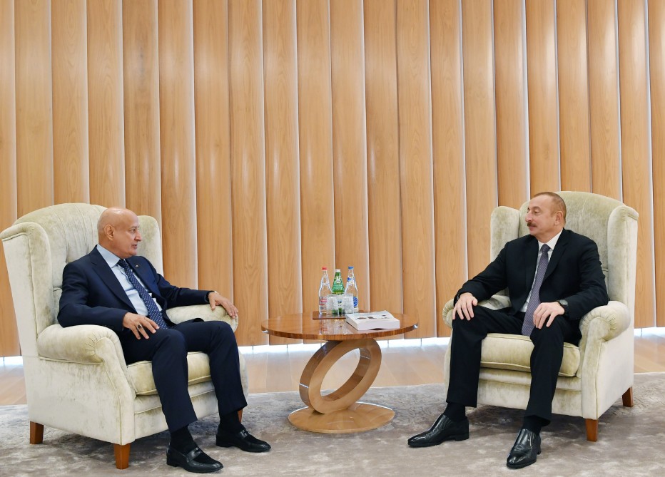 İlham Əliyev ISESCO-nun baş direktoru ilə görüşüb