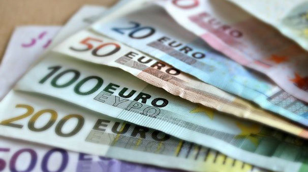 270 milyon avro dəyərində 4 müqavilə imzalandı 