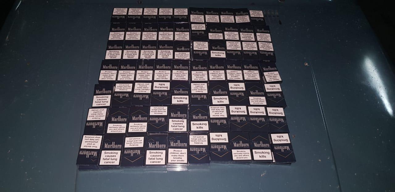 G&ouml;mr&uuml;kdən gizli yolla siqaret ke&ccedil;irmək istədi, alınmadı&nbsp;