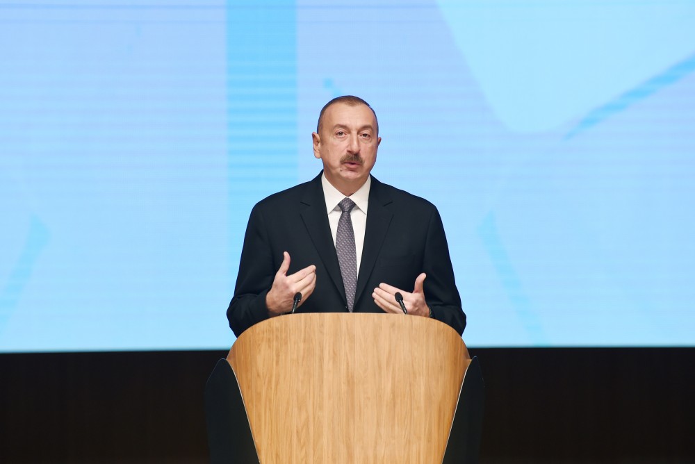 Ali məktəblərimizin qapıları xarici ölkə vətəndaşlarının üzünə həmişə açıq olub - İlham Əliyev