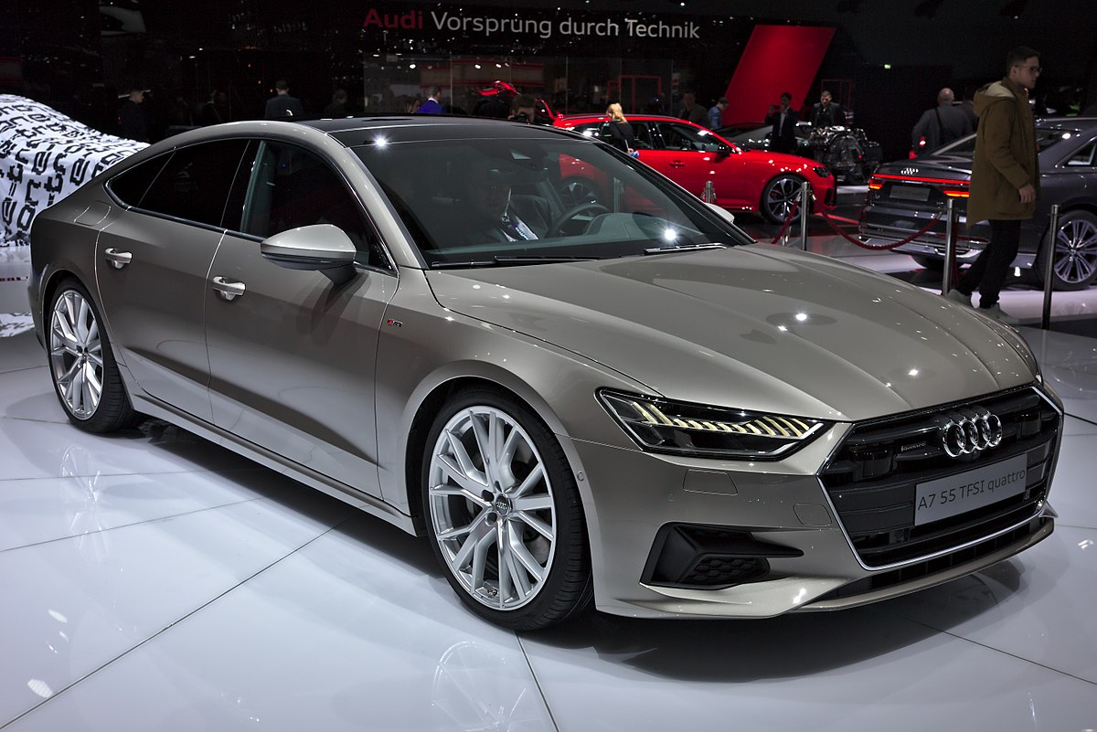 Bakının mərkəzində &ldquo;Audi&rdquo; qa&ccedil;ırıldı