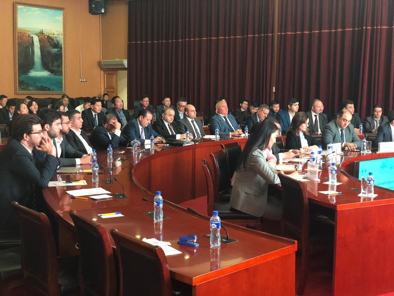 Azərbaycan şərabı və meyvə şirələri bu &ouml;lkəyə də&nbsp;ixrac olunacaq