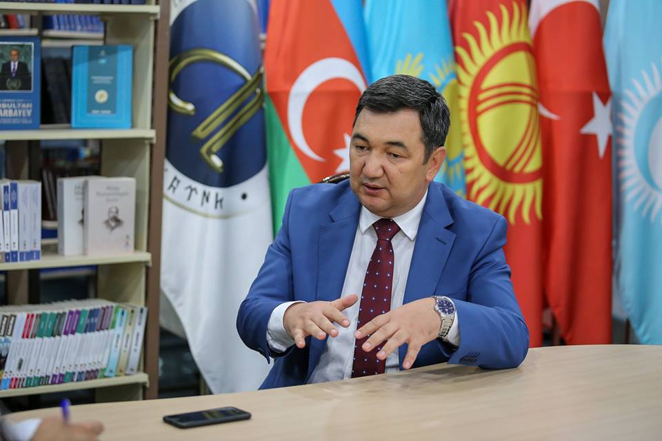 “Türk dünyası” Beynəlxalq Türk Akademiyasından yazıb
