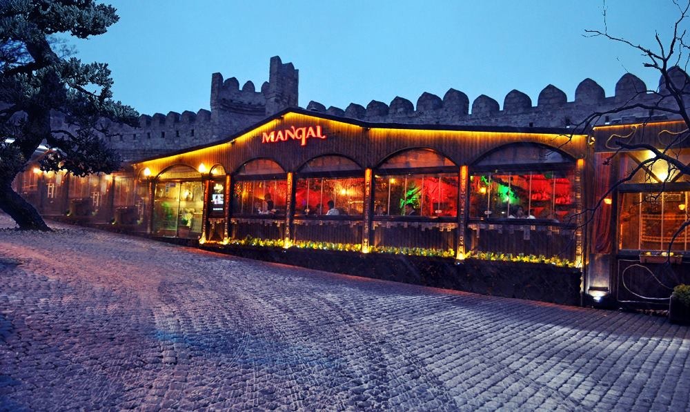 İçərişəhərdəki restoranların fəaliyyəti dayandırıldı - SƏBƏBİ