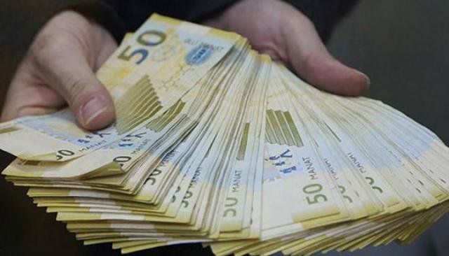 Nazirlik bələdiyyə sədrini 4 min manat cərimələdi