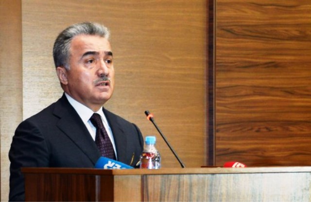 Zeynal Nağdəliyev Səbailin yeni başçısını kollektivə təqdim etdi   