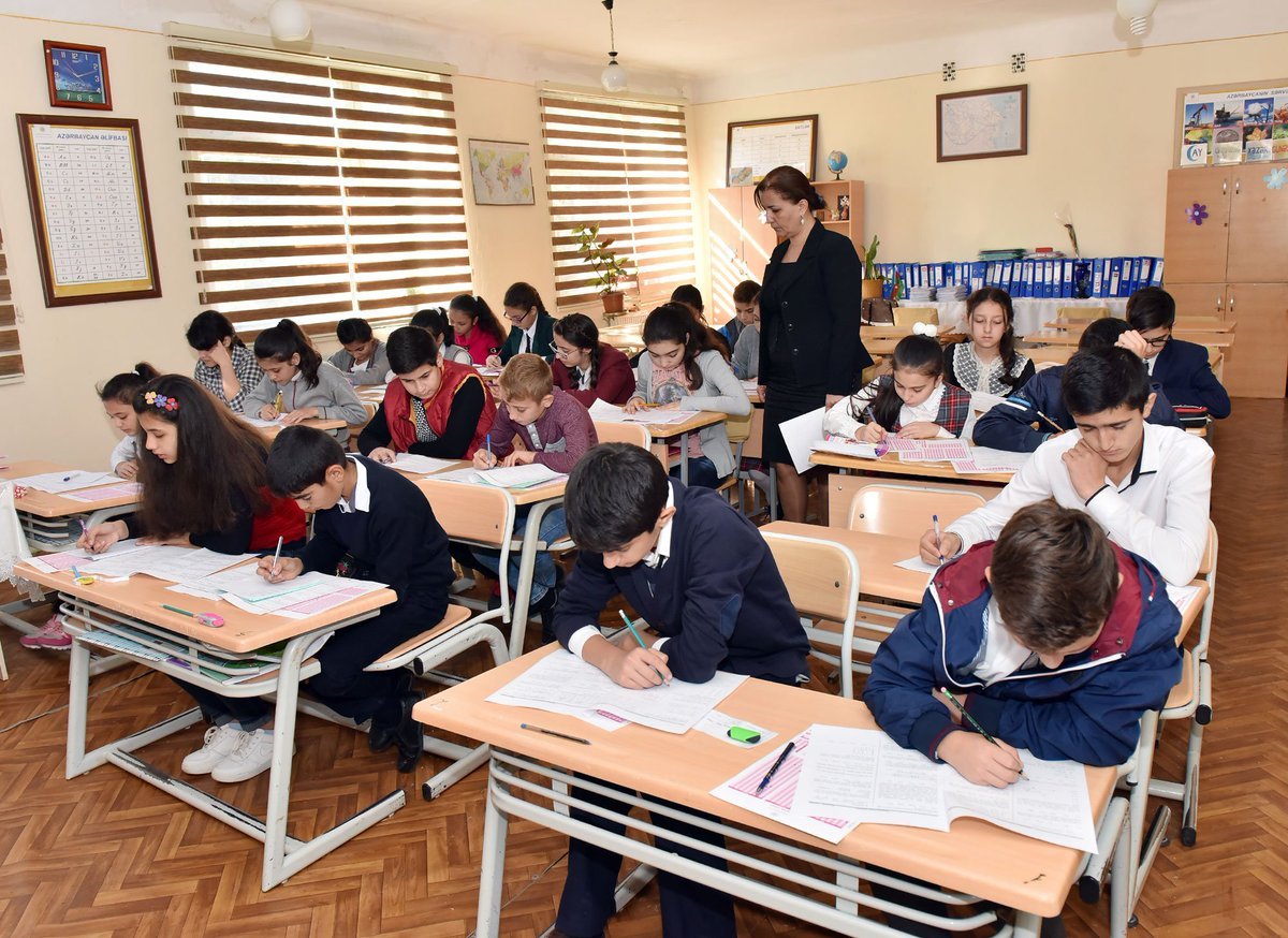 Məktəbi vaxtından əvvəl bitirmək istəyən şagirdlərə şad xəbər - Qəbul başladı