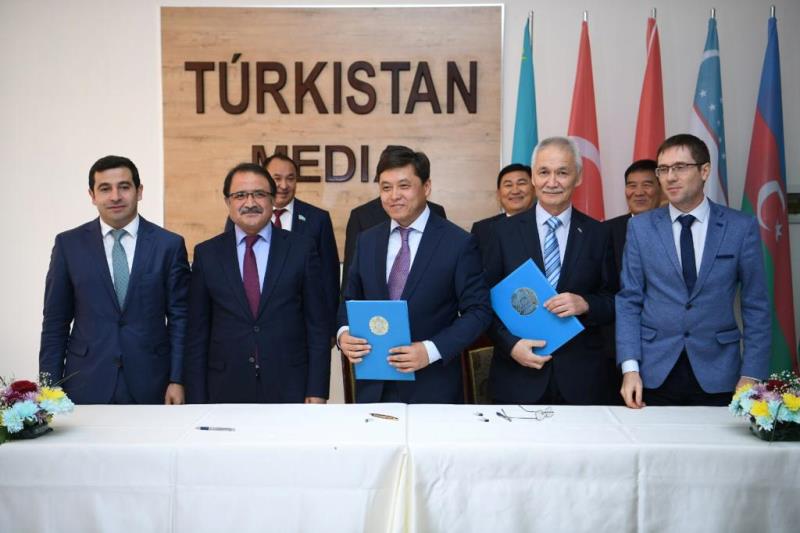 Qazaxıstanda Azərbaycan dilində də informasiya yayacaq media mərkəzi açıldı  
