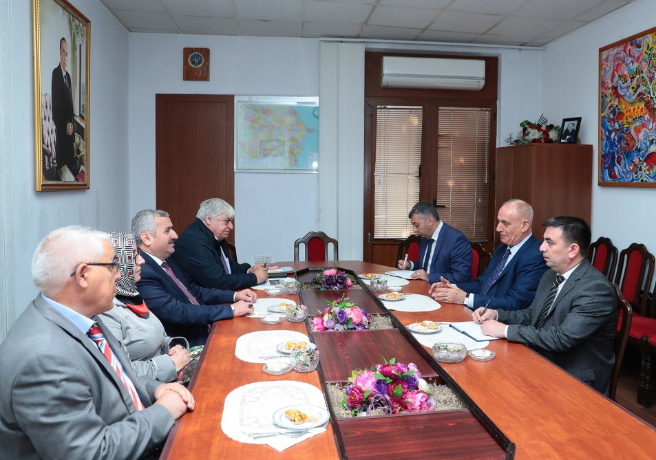Kocaeli bələdiyyəsi əməkdaşları ilə AZƏRTAC-da görüş keçirildi - FOTO