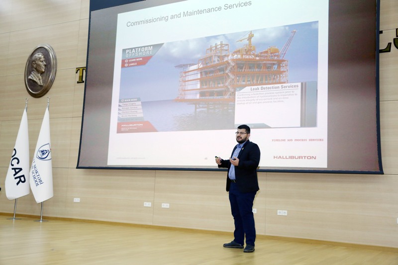 Bakı Ali Neft Məktəbində Halliburton Günü keçirilib - FOTO