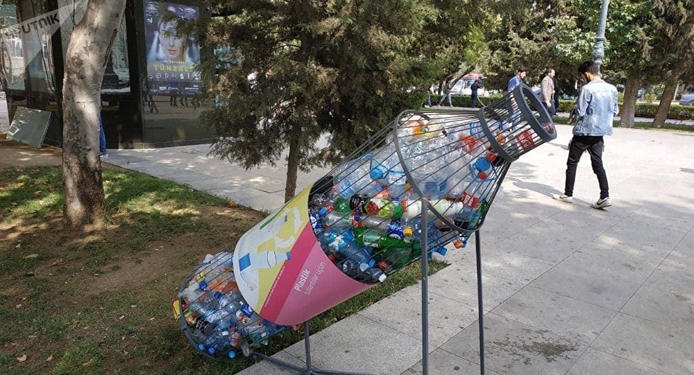 Burada gediş haqqı plastik qablarla ödəniləcək