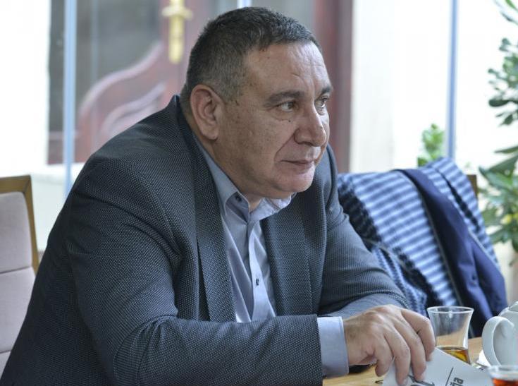 “Siqaretin cəmiyyətə ziyanı yoxdur” – Rəşad Məcid
