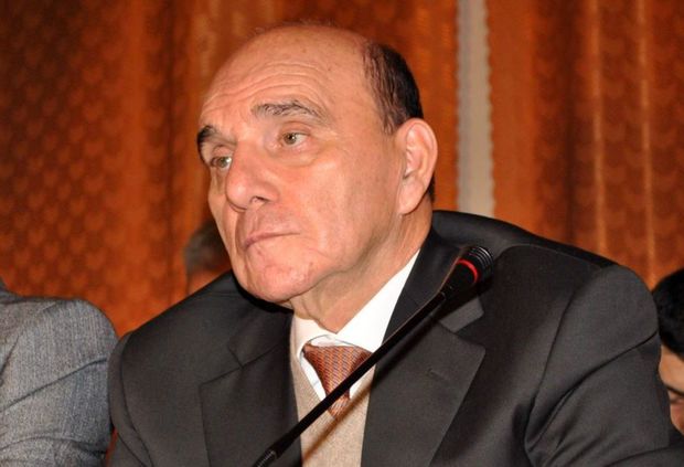 Deputatın general oğlu gömrükdən çıxarıldı - FOTO