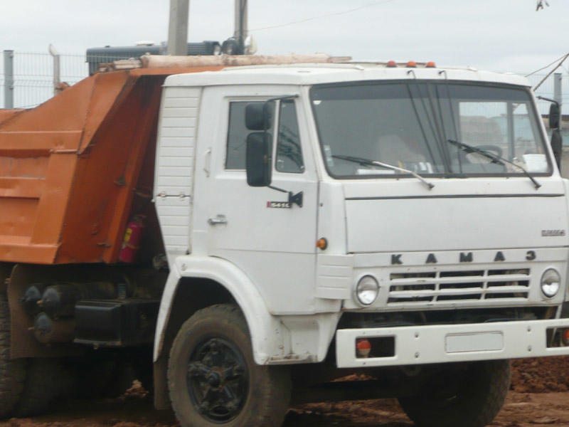 Sumqayıtda "KamAZ" iki piyadanı vurdu, biri öldü