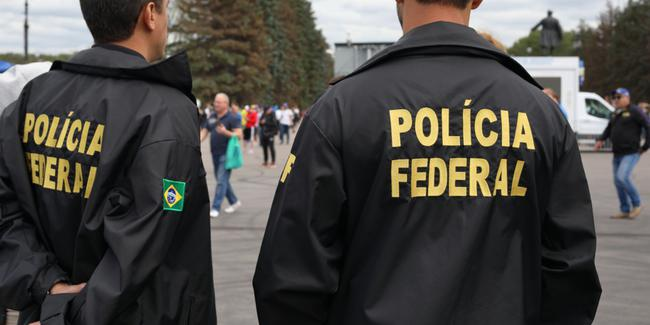 Braziliya Federal polisi 10 deputatı həbs etdi