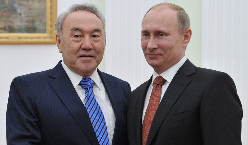 Putinə qeyri-adi hədiyyə verildi - VİDEO 