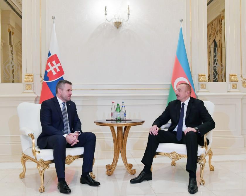 İlham Əliyev Slovakiyanın Baş naziri  ilə görüşdü - FOTOLAR