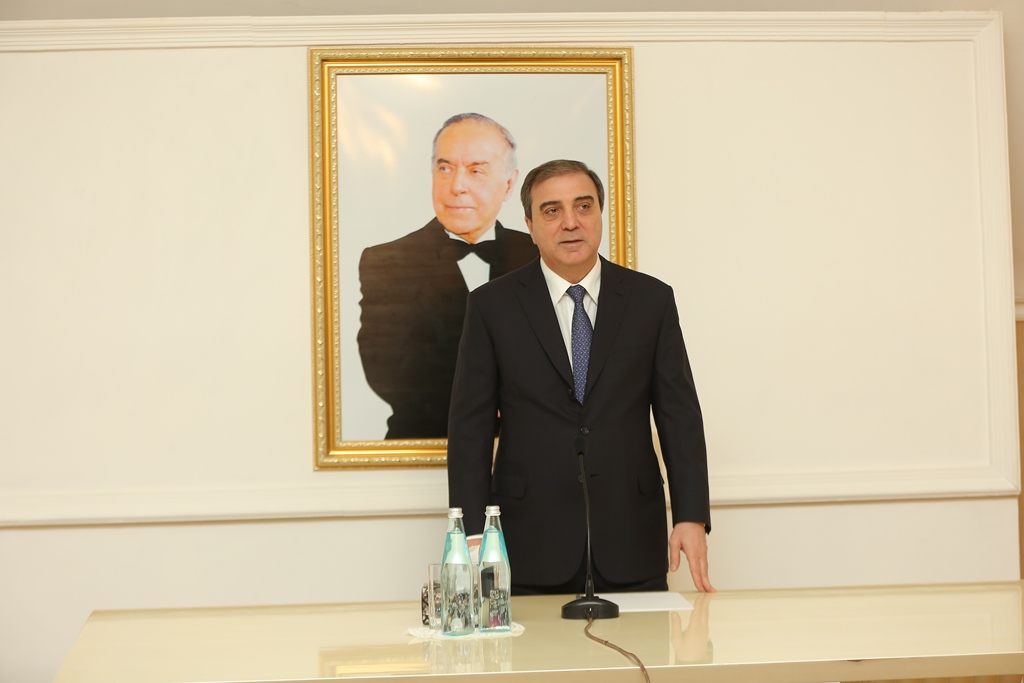Niyazi Bayramov sakinlərlə görüşdü