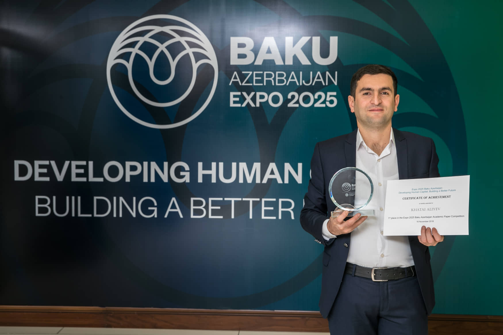UNEC-in gənc müəllimi “Bakı Ekspo 2025” elmi məqalə müsabiqəsinin qalibi olub