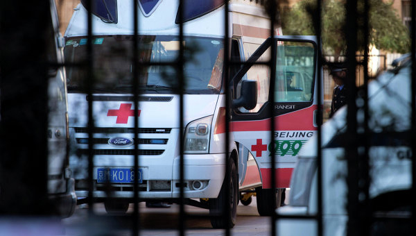 Çində avtomobil məktəblilərin üstünə çıxdı: 5 ölü, 18 yaralı