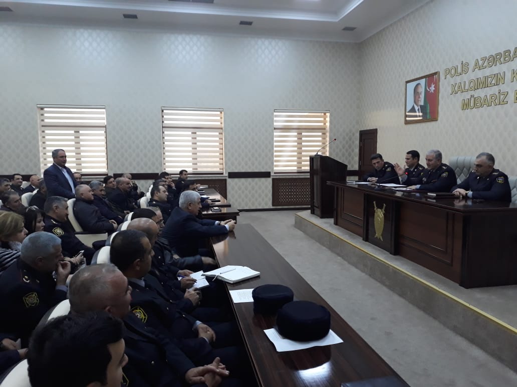 Polis rəisi sahibkarlarla görüşüb - FOTO
