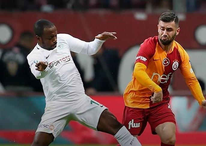 “Qalatasaray” öz meydanında xal itirdi