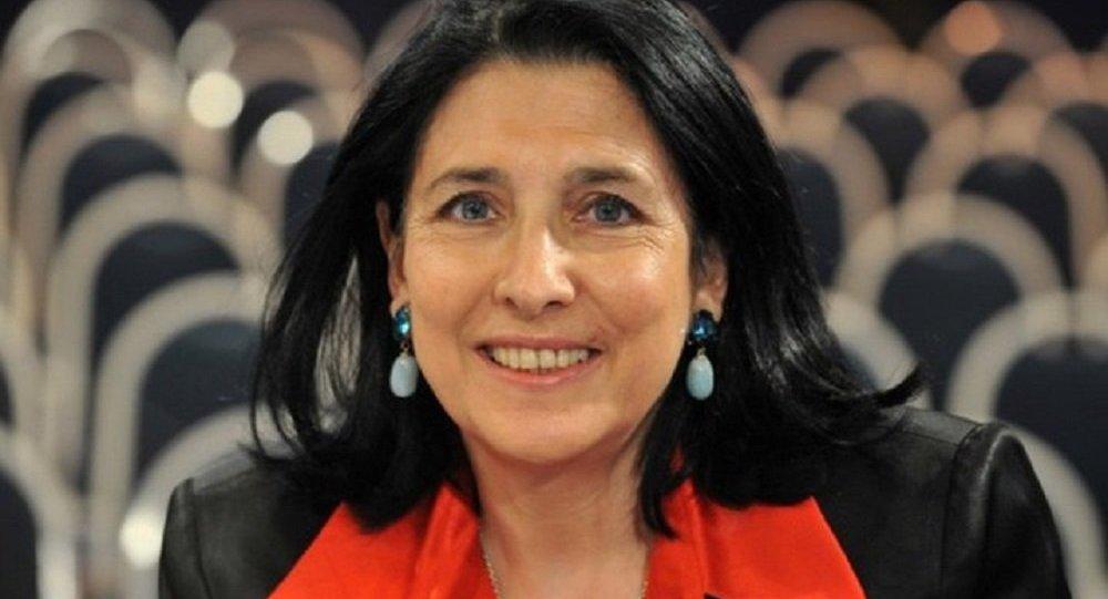 Salome Zurabişvili 55 faiz səs toplayıb