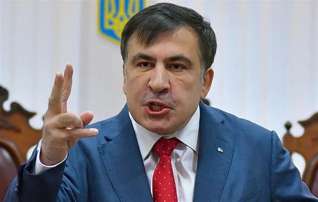 Saakaşvili Tbilisidəki etirazçıları təslim olmamağa çağırıb