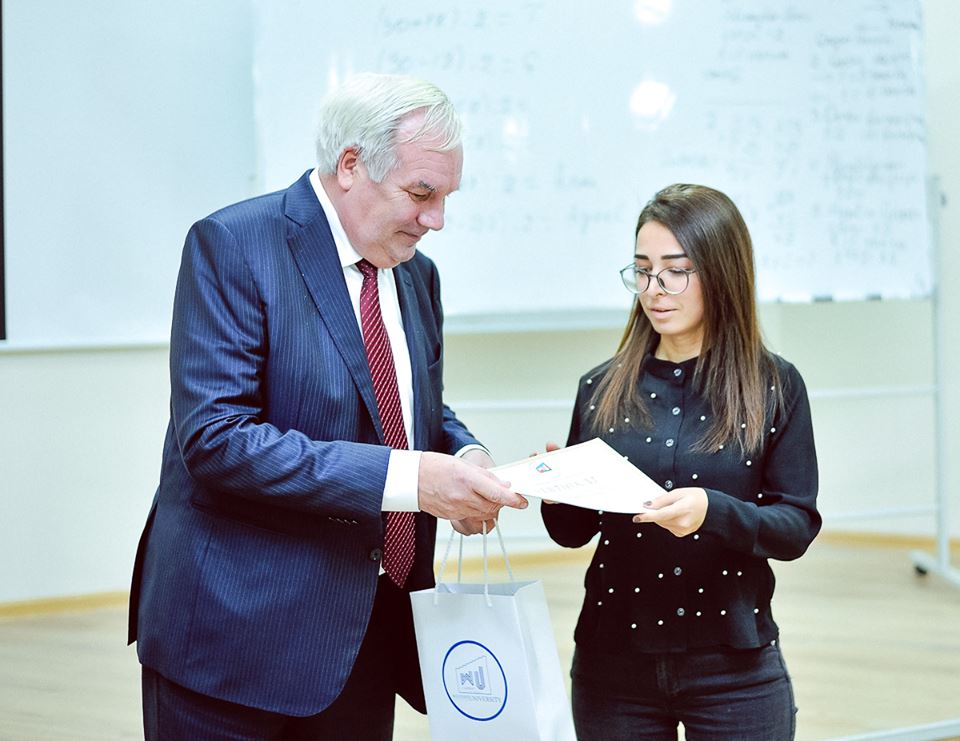 Fizika-Riyaziyyat müəllimlərinin Forumu keçirilib