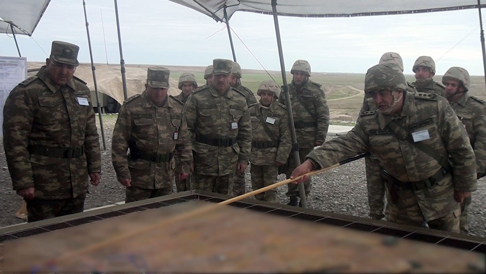 Ordumuzda döyüş atışlı təlim keçirilib - FOTO+VİDEO