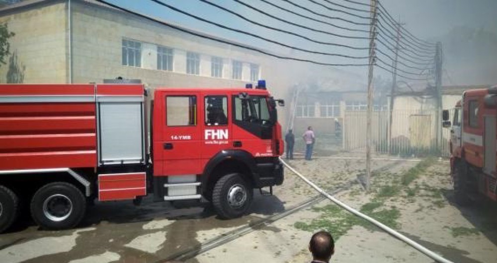 Qubada orta məktəbdə baş verən yanğın söndürülüb