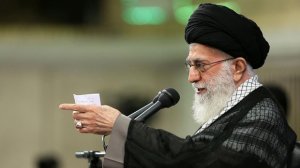 Xamenei: “ABŞ 2019-cu ildə İranı qarışdıra bilər”
