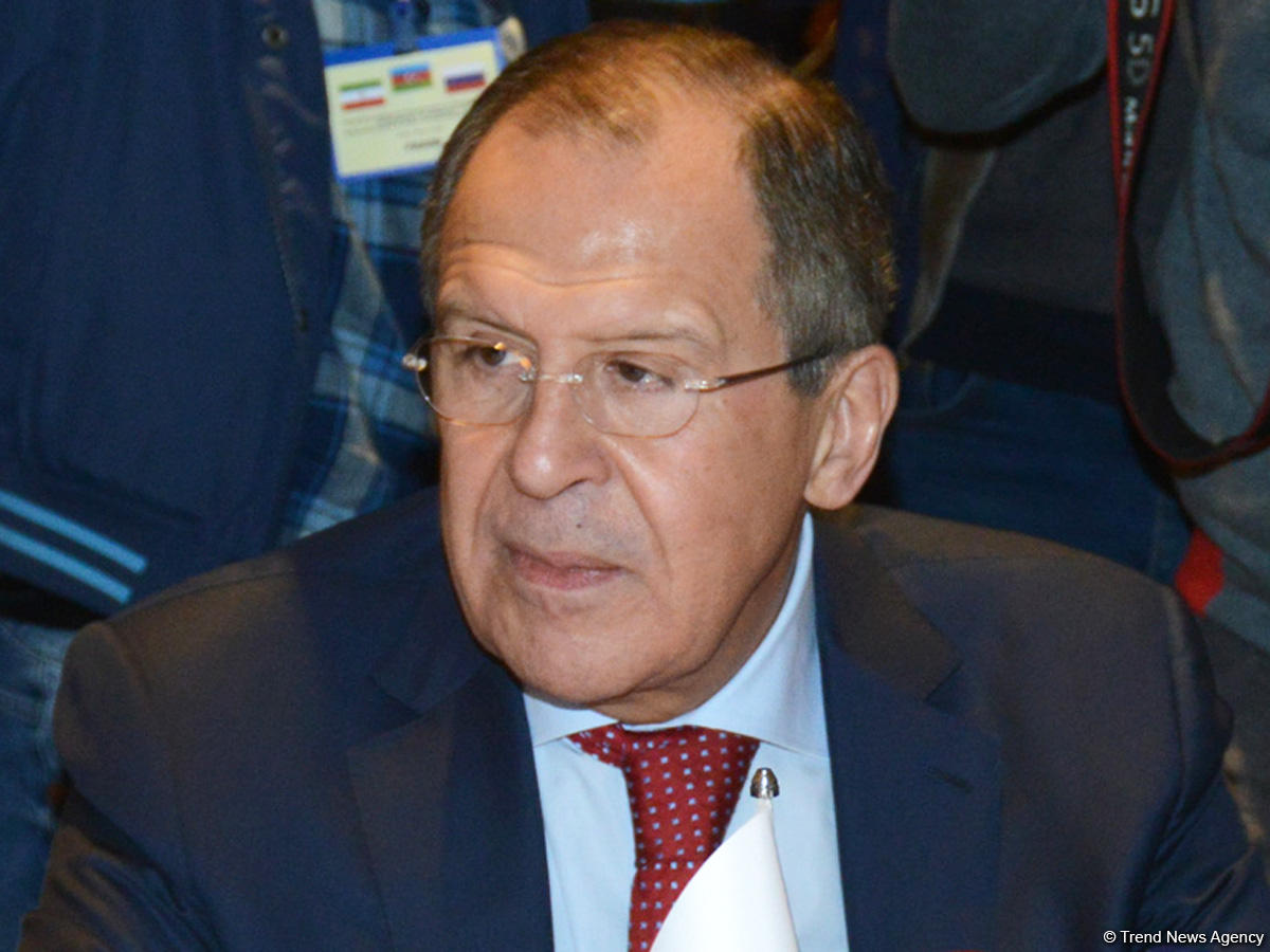Lavrov Tahir Salahovun sərgisində olub