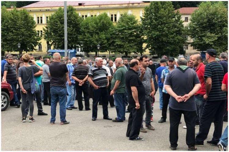 Gürcüstanda müxalifətlə polis arasında qarşıdurma olub