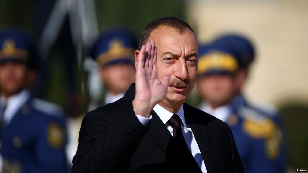 Bir qələmin, milyonlarla qəlbin səsi