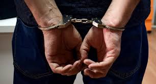 Polis avtomobillərdən oğurluq edənləri tutdu